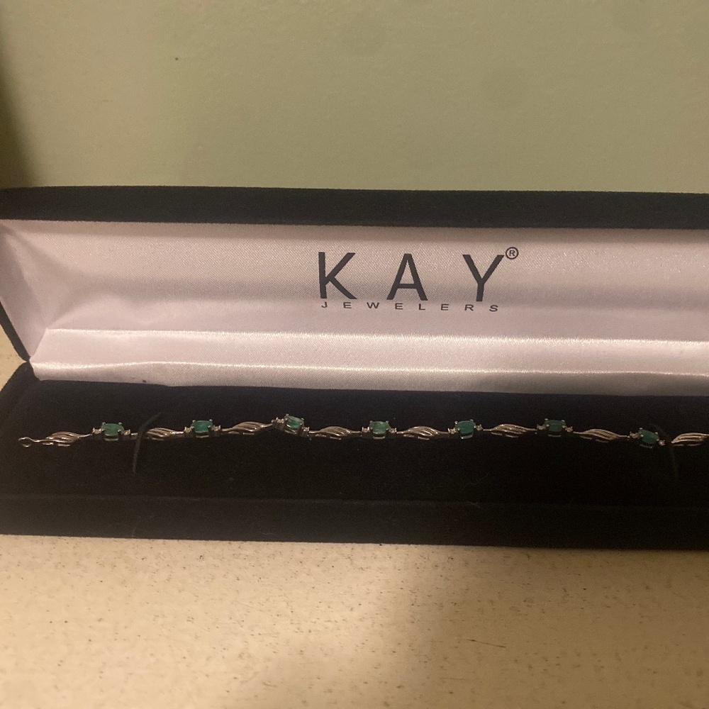 Emerald and Silver Tennis Bracelet - Never Worn